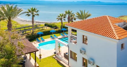 Villa Pelagos - Three Bedroom Villa, Sleeps 6