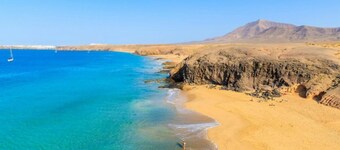 Villa Reyes - Three Bedroom Villa, Sleeps 6