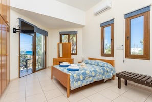 3 bedrooms, iron/ironing board, travel cot, WiFi