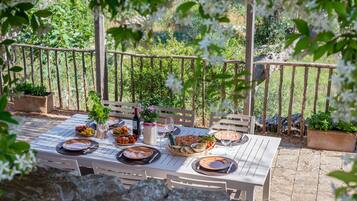 Ristorazione all'aperto