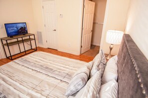 1 bedroom, iron/ironing board, WiFi, bed sheets