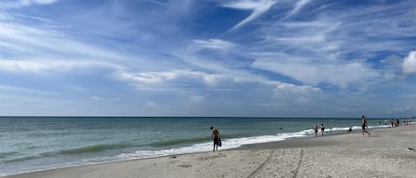 Beach nearby, sun-loungers