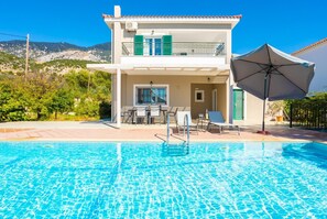 Pool - Villa Erasmia - Three Bedroom Villa, Sleeps 7 (Ionian Islands)