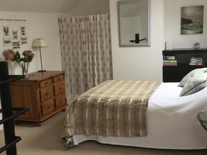 1 makuuhuone, silitysrauta/-lauta, vauvan matkasänky, ilmainen Wi-Fi