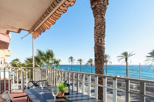 Family Apartment Vistamar Beach
