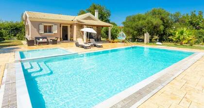 Villa Popi - Two Bedroom Villa, Sleeps 4