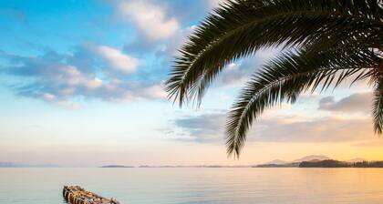 Villa Popi - Two Bedroom Villa, Sleeps 5
