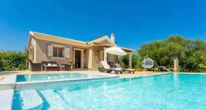 Villa Popi - Two Bedroom Villa, Sleeps 4