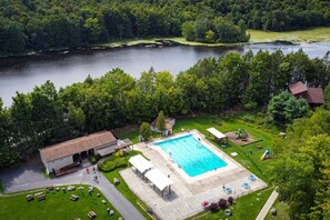 Pool - Villa MiaNova: A Modern Hideout in the Woods. (Lake Ariel)