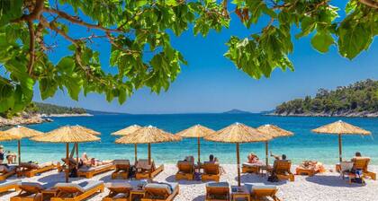 Villa Tassoula - One Bedroom Villa, Sleeps 3