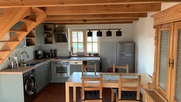 Refrigerador, horno, parrilla de estufa y lavavajillas