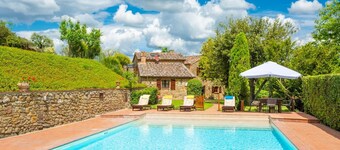 Villa Bramasole Large Private Pool, WiFi