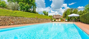 Villa Bramasole Large Private Pool, WiFi