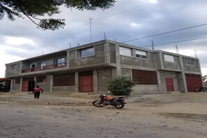 Exterior - Close to the Border of Dominican Republic (Cap-Haitien)
