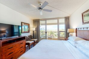 アイロン / アイロン台、インターネットアクセス (無料)、ベッドシーツ