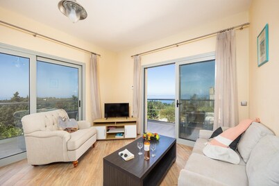Villa Stephania - Six Bedroom Villa, Sleeps 11