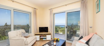 Villa Stephania - Six Bedroom Villa, Sleeps 11