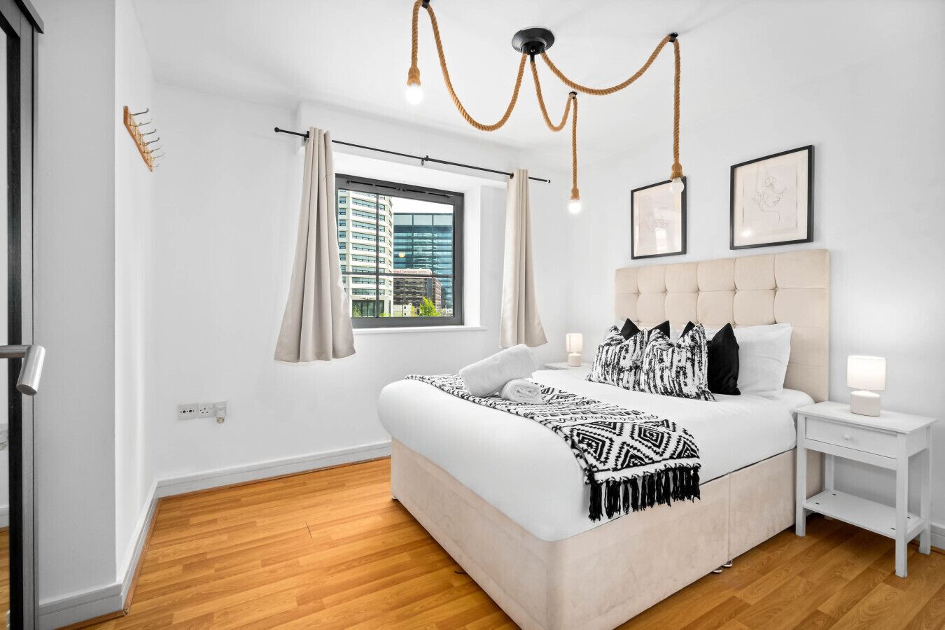 1 多间卧室、办公桌、熨斗/熨衣板、WiFi