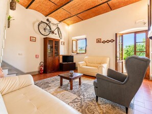 Fireplace - Villa Le Balze Large Private Pool, WiFi (Vinci)