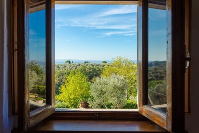 Villa Le Balze Large Private Pool, WiFi