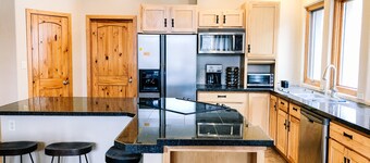 Entire Cabin! Grand Mesa/Powderhorn Mountain Home - a true oasis