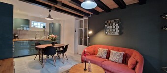 Aliénor-Apartment-Family-Terrace-Ensuite with Bath