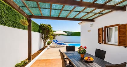 Villa Maria Large Private Pool, A/C, WiFi