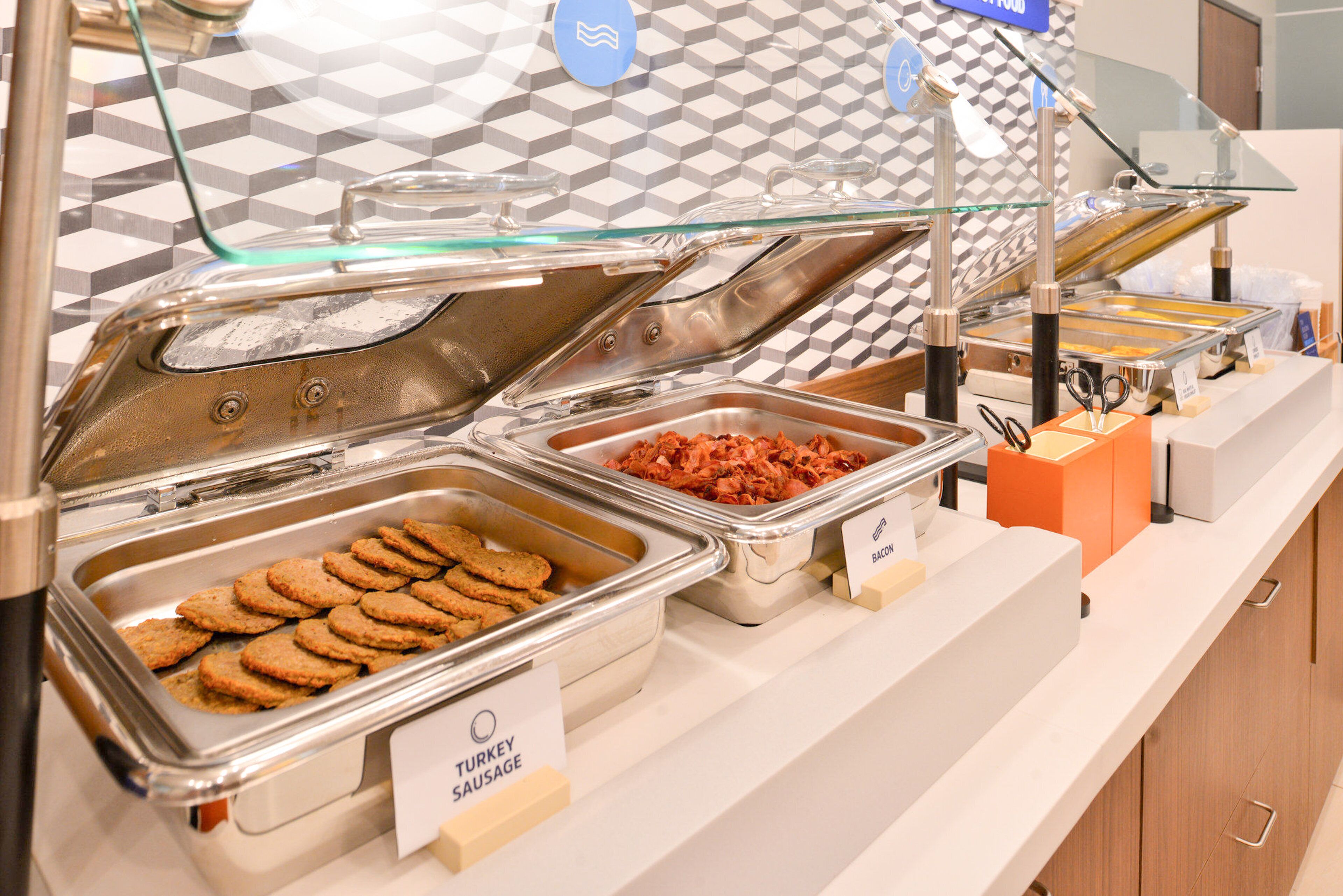 free daily full breakfast