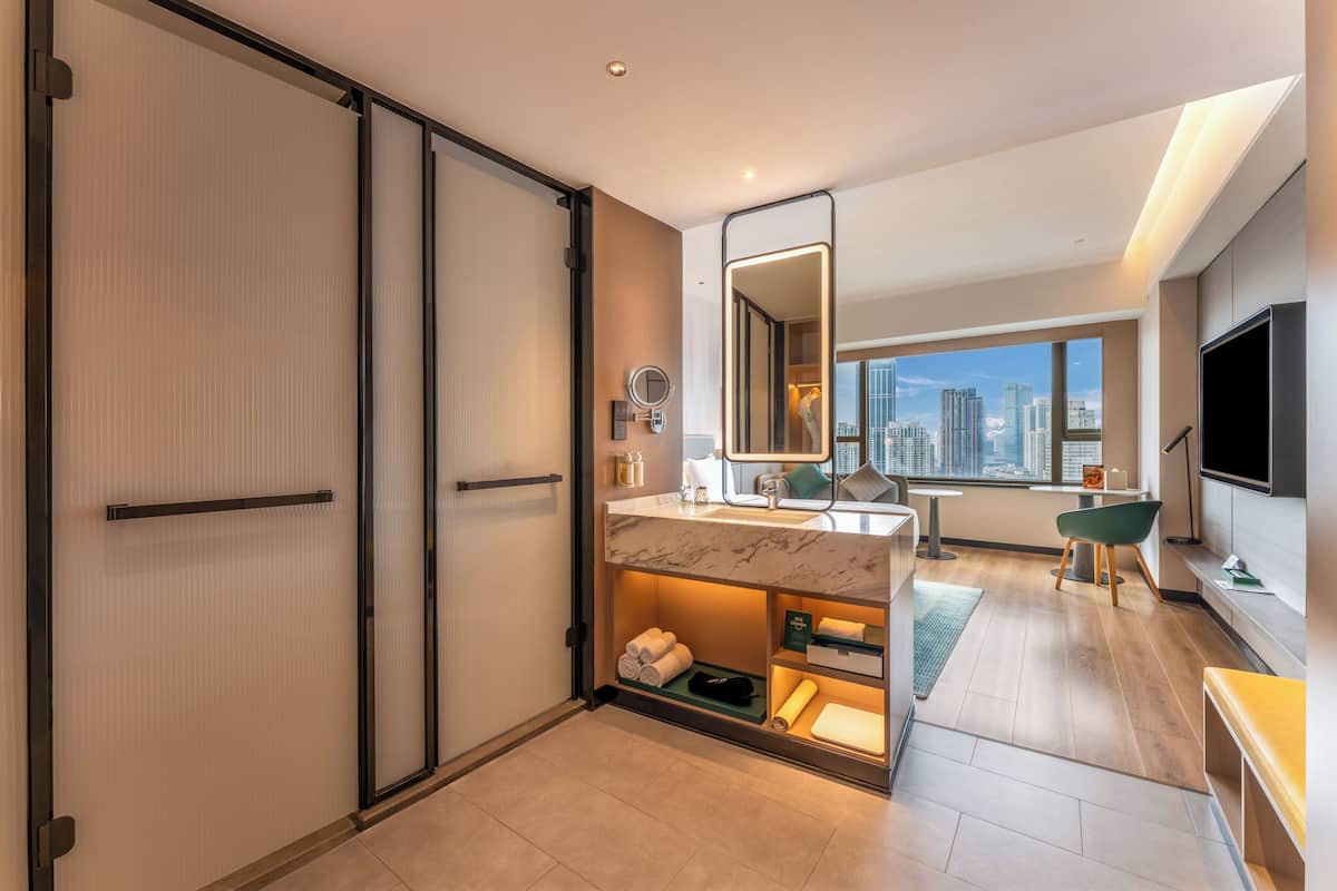 Rom – standard, 1 kingsize-seng (Nanjing RD View) | Sengetøy av topp kvalitet, dundyner, minibar og safe på rommet