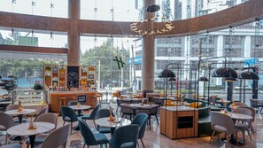 Bar (in der Unterkunft)