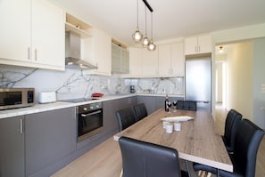 Fridge, microwave, oven, dishwasher