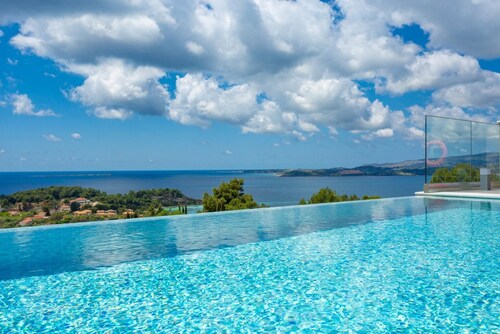 Villa Lassi Fos - Three Bedroom Villa, Sleeps 6