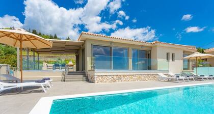 Villa Lassi Fos - Three Bedroom Villa, Sleeps 6