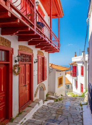 Exterior detail - Villa Diona - Five Bedroom Villa, Sleeps 10 (Skopelos)