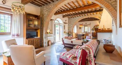 Villa Il Giulione Large Private Pool, WiFi