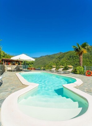Piscina climatitzada i gandules 