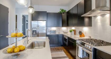 Gorgeous West Nashville Home - Rooftop Deck