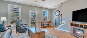 Lake Carolina Harborside Executive Condo 3BD 2.5BA