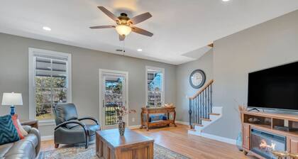 Lake Carolina Harborside Executive Condo 3BD 2.5BA