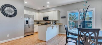 Lake Carolina Harborside Executive Condo 3BD 2.5BA