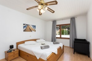 5 sovrum, strykjärn/strykbräda, wi-fi och sängkläder