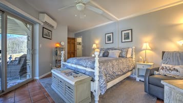 2 bedrooms, desk, iron/ironing board, travel crib
