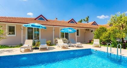 Villa Duman 3 - Four Bedroom Villa, Sleeps 8