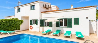 Villa Bini Estrella - Four Bedroom Villa, Sleeps 8
