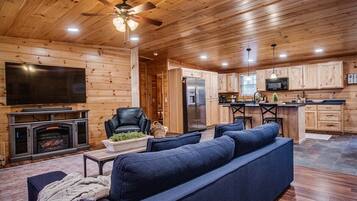 Smart TV, fireplace