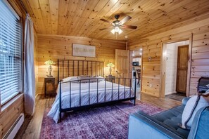 3 sovrum, strykjärn/strykbräda, gratis wi-fi och sängkläder