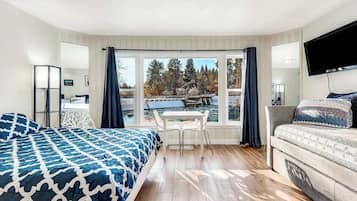 Iron/ironing board, free WiFi, bed sheets, wheelchair access