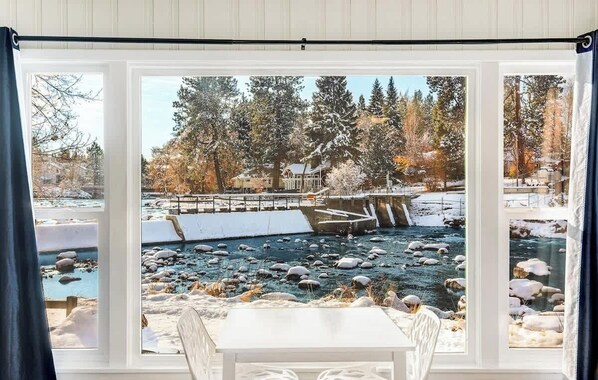 تناول الطعام