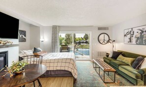 1 bedroom, iron/ironing board, free WiFi, bed sheets