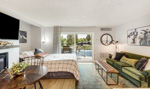 1 bedroom, iron/ironing board, free WiFi, bed sheets